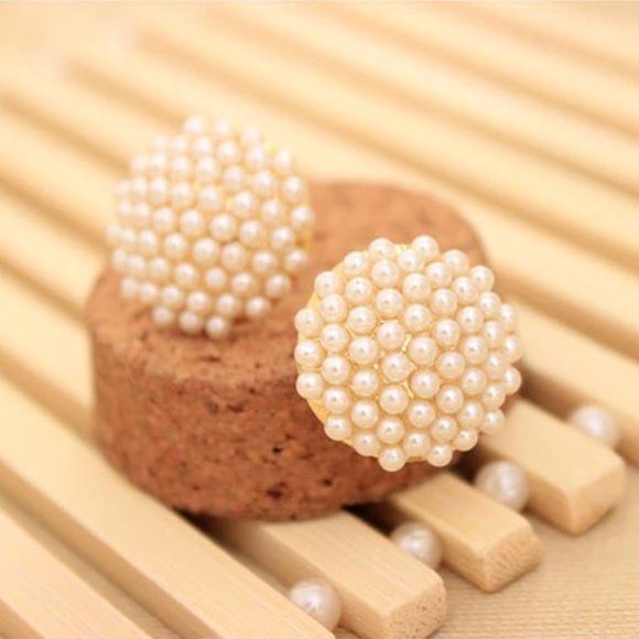 NEW - 14K Gold Pearl Pave Stud Earrings - Picture 4 of 11